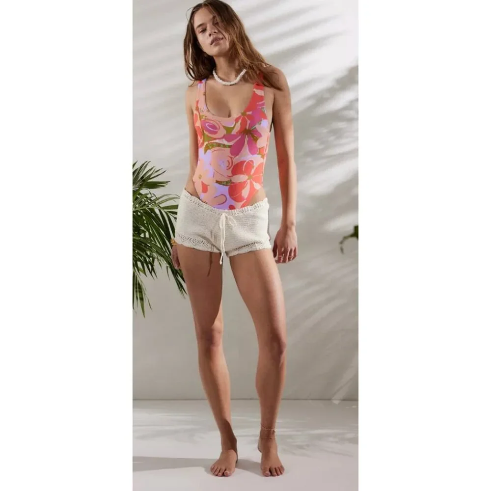Urban Outfitters Out From Under Jean Scoop Neck One-Piece Swimsuit Floral NWOT M - Picture 2 of 6